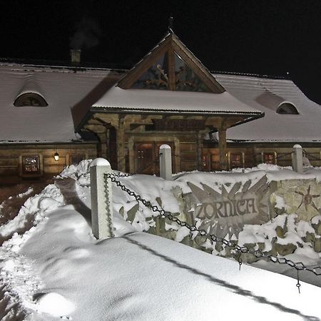 Hotel Zornica Poczesna エクステリア 写真